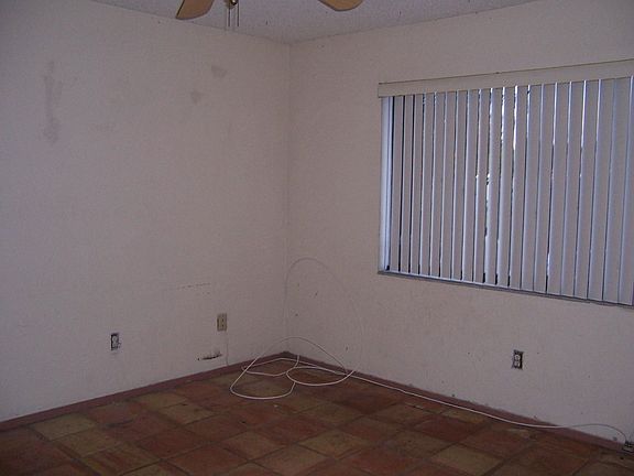 5th image of 5065 NW 195th Ter