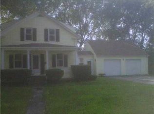 256 S Main St, Coventry, RI 02816