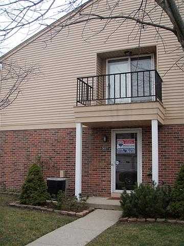 1st image of 24377 Meadowbridge Dr