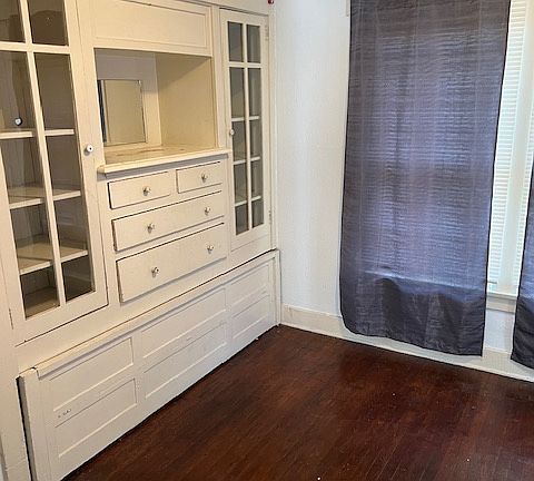 5th image of 48 N Catalina Ave APT 2