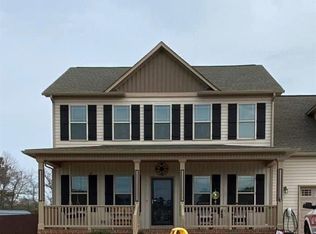123 Gold Creek Dr, Clayton, NC 27520