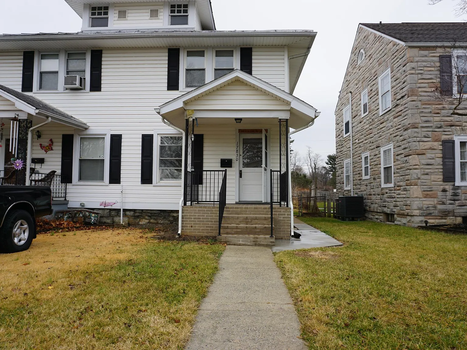 17830 Sherman Ave — Photo 1