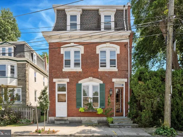 116 E Chestnut Hill Ave, Philadelphia, PA 19118
