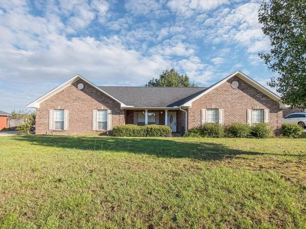 106 Homestead Way, Enterprise, AL 36330
