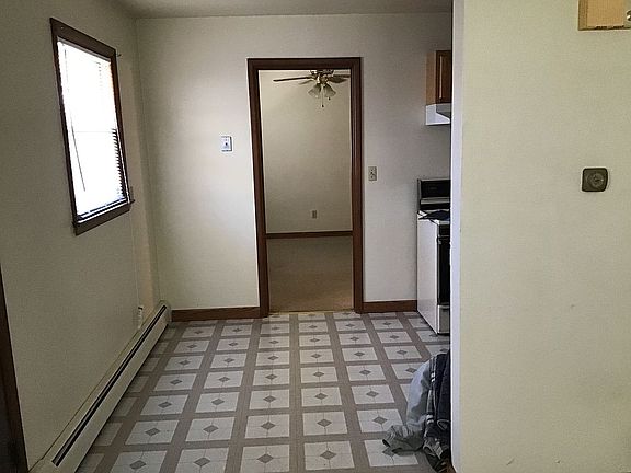 5th image of 4228 Middlebury Ave