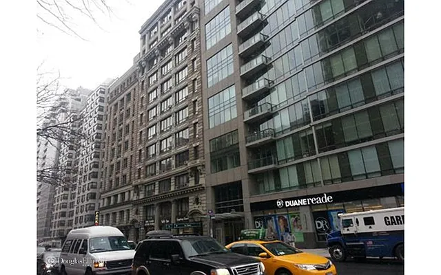 Rented by Douglas Elliman | media 16