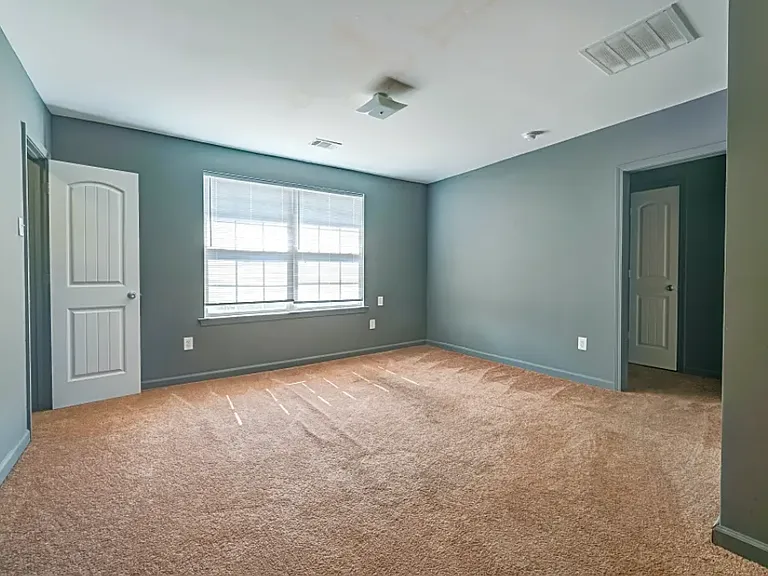 3439 Southern Ave — Photo 6