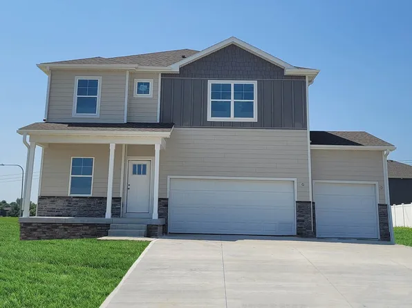 1101 Chayse St SW, Bondurant, IA 50035