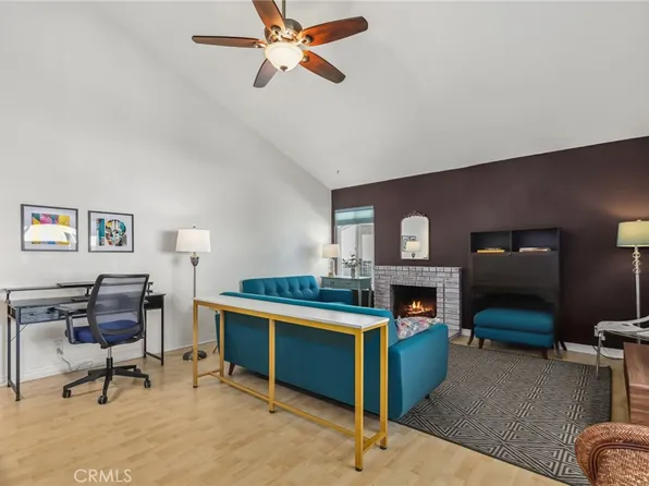 1260 Cabrillo Park Dr APT E, Santa Ana, CA 92701