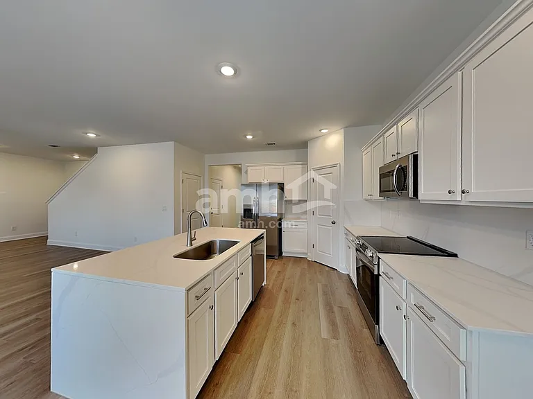 459 Hickory Pointe Loop — Photo 3