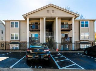2506 Creve Coeur Mill Rd APT 4, Maryland Heights, MO