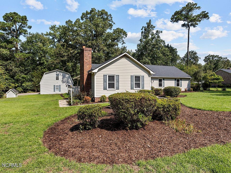 1st image of 142 Westwood Circle