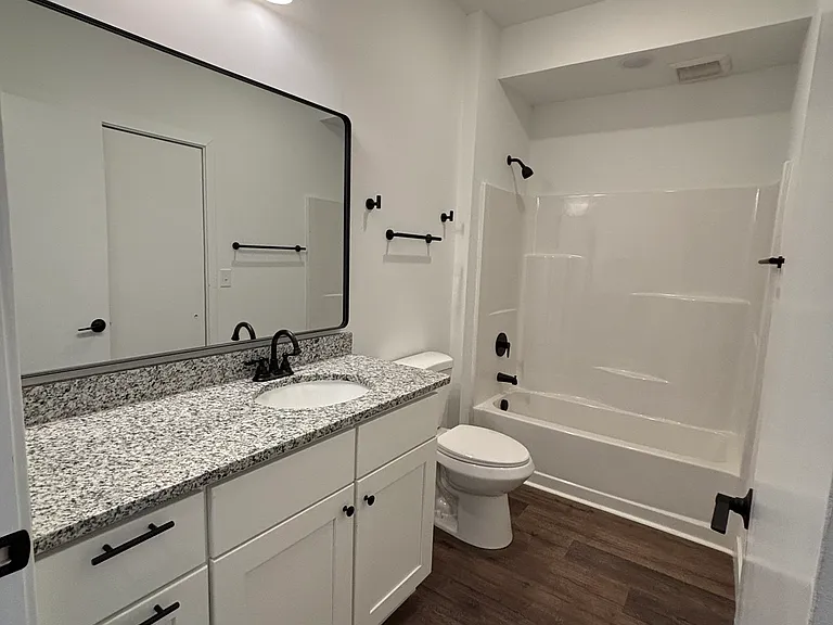 620 Wonderland Dr #112 — Photo 3