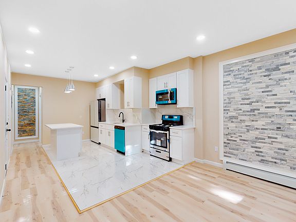 4th image of 26-36 29th St #2