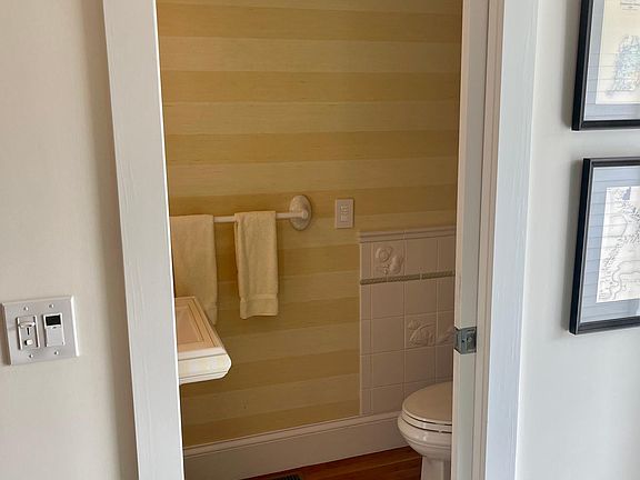 1st Half Bathroom