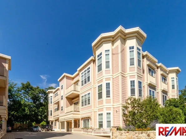61 Bolton St APT 101, Cambridge, MA 02140