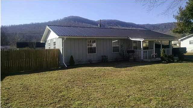 1st image of 111 Marilyn Dr