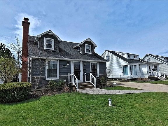 2nd image of 666 Evergreen Dr