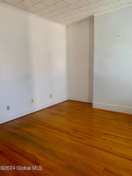 3rd image of 1814 4th Avenue