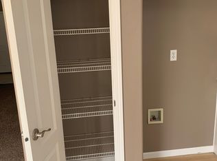 4631 W Evergreen Ct, Visalia, CA 93277