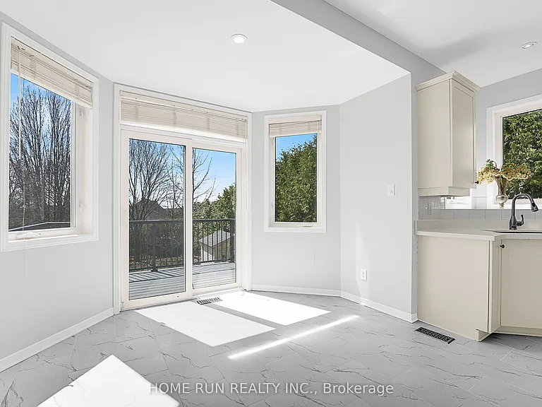 5 Cheltonia Way — Photo 20