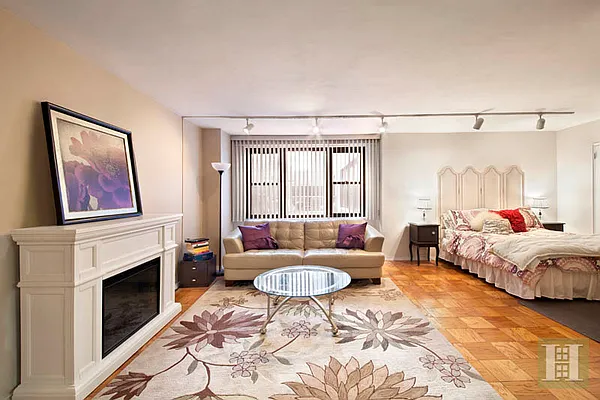 Sold by Halstead Real Estate | media 5