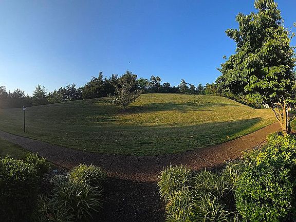 3rd image of 7107 Sunrise Cir