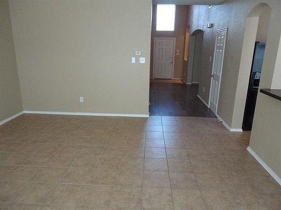 3rd image of 6012 Horn Cap Dr