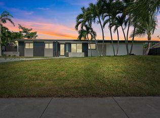 15920 SW 105th Ave, Miami, FL 33157
