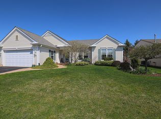 12394 Arlington Dr, Huntley, IL 60142