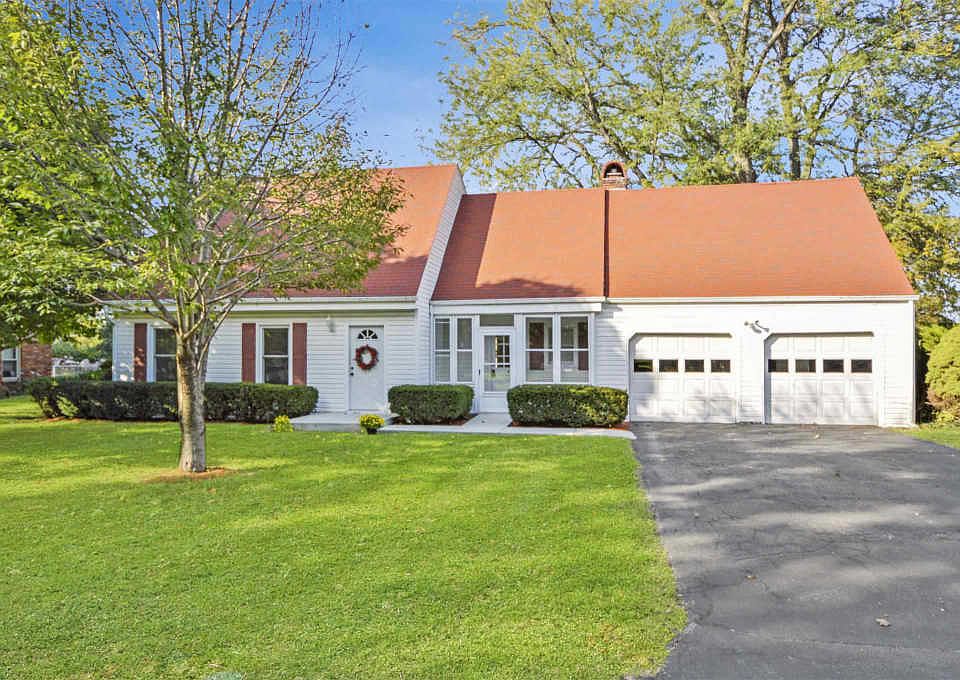 1st image of 804 Havelka St
