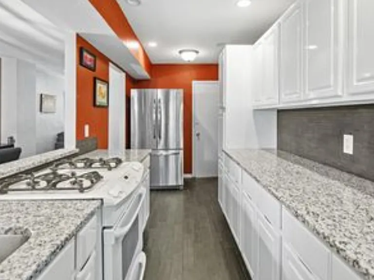 585 Monastery Ave #1 — Photo 6