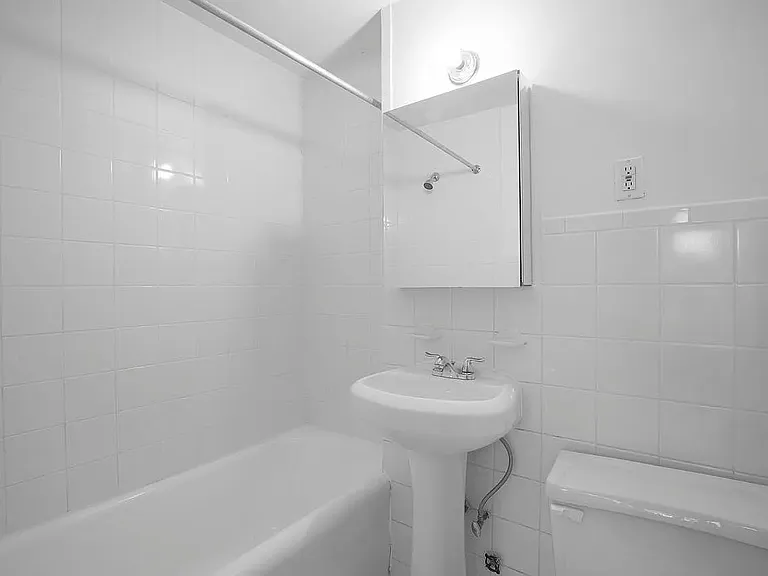 160 W 71st St #15J — Photo 7