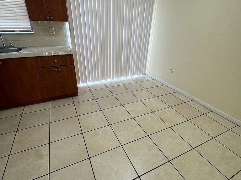 1111 NW 43rd Ave #207 — Photo 9