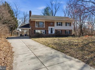 3343 Slade Run Dr, Falls Church, VA 22042