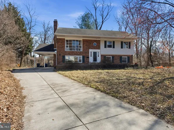 3343 Slade Run Dr, Falls Church, VA 22042