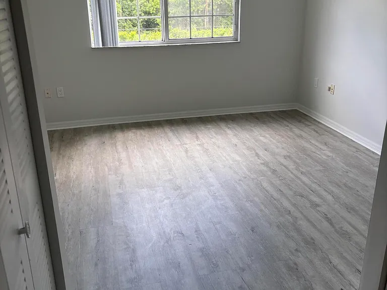 4163 N Haverhill Rd #1215 — Photo 9