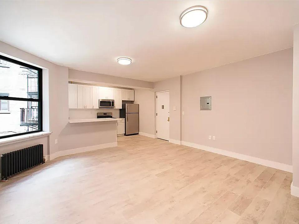 1st image of 502 W 152nd St #6