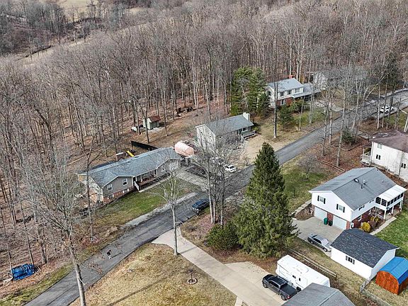 4th image of 213 Forest Dr