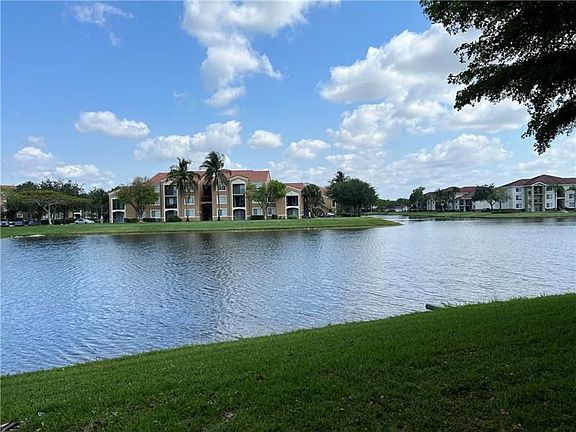 4th image of 7765 Yardley Dr APT 108
