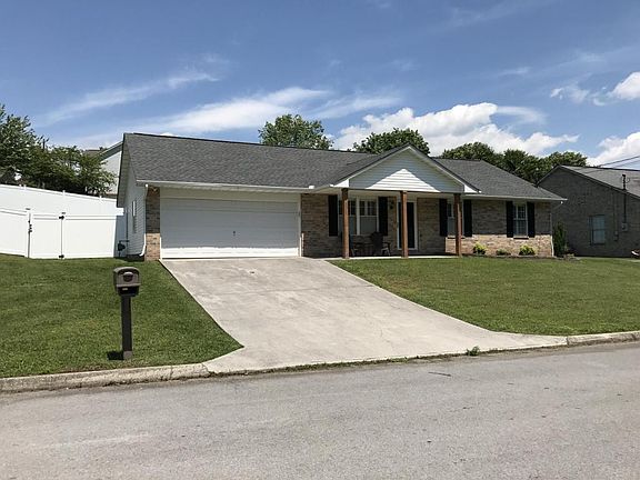 2nd image of 7922 Cody Ln