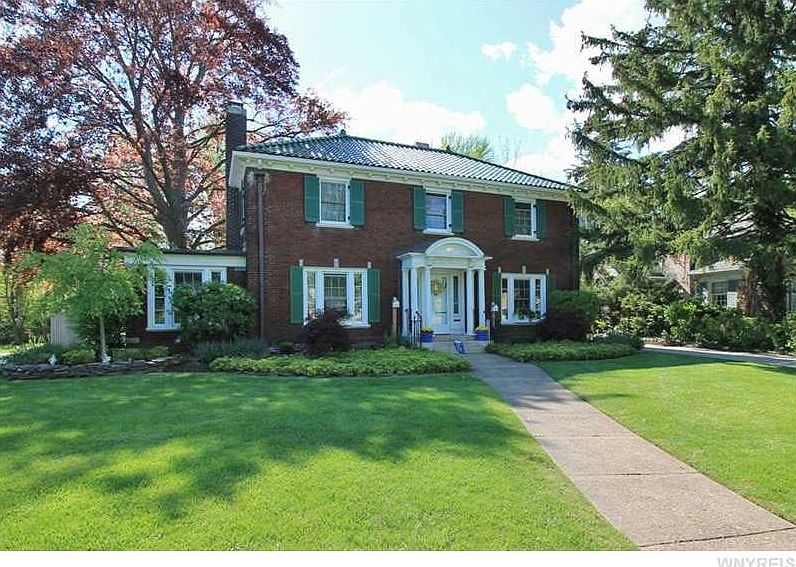 1st image of 46 Smallwood Dr