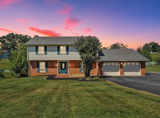 211 Aspen Dr, Daleville, VA 24083