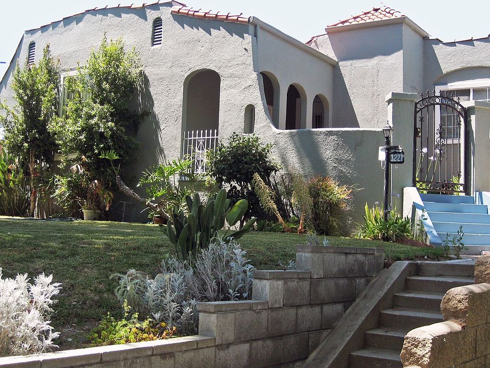 1st image of 3221 Sherwood Ave
