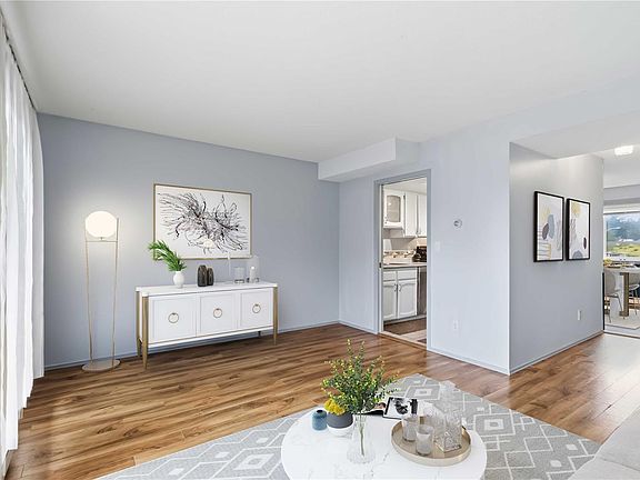 4th image of 2055 Kaltasin Rd