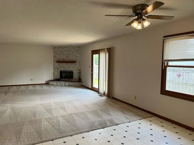1100 Dani Ln — Photo 6
