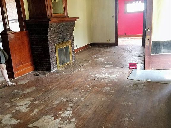 3rd image of 313 N Hartford St