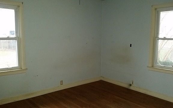 5th image of 2407 Van Wie Ave