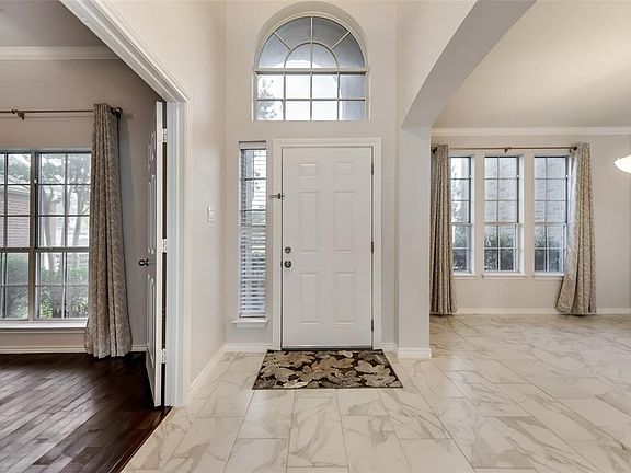 2nd image of 808 Glen Lakes Ct