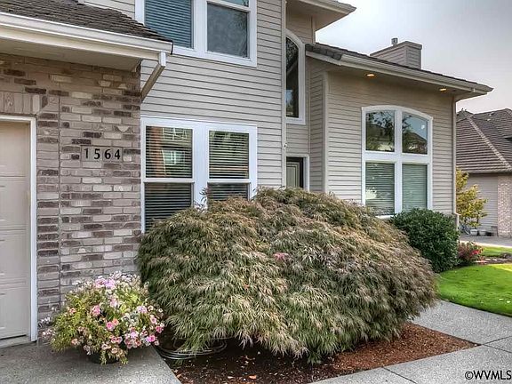 3rd image of 1564 Ashland Ct NW